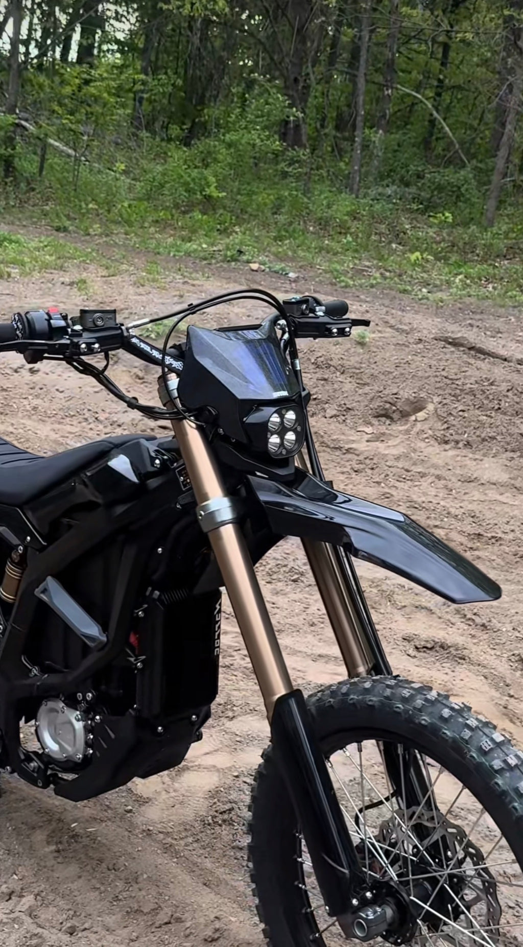 Ultra Bee Plug and Play Baja Style Light