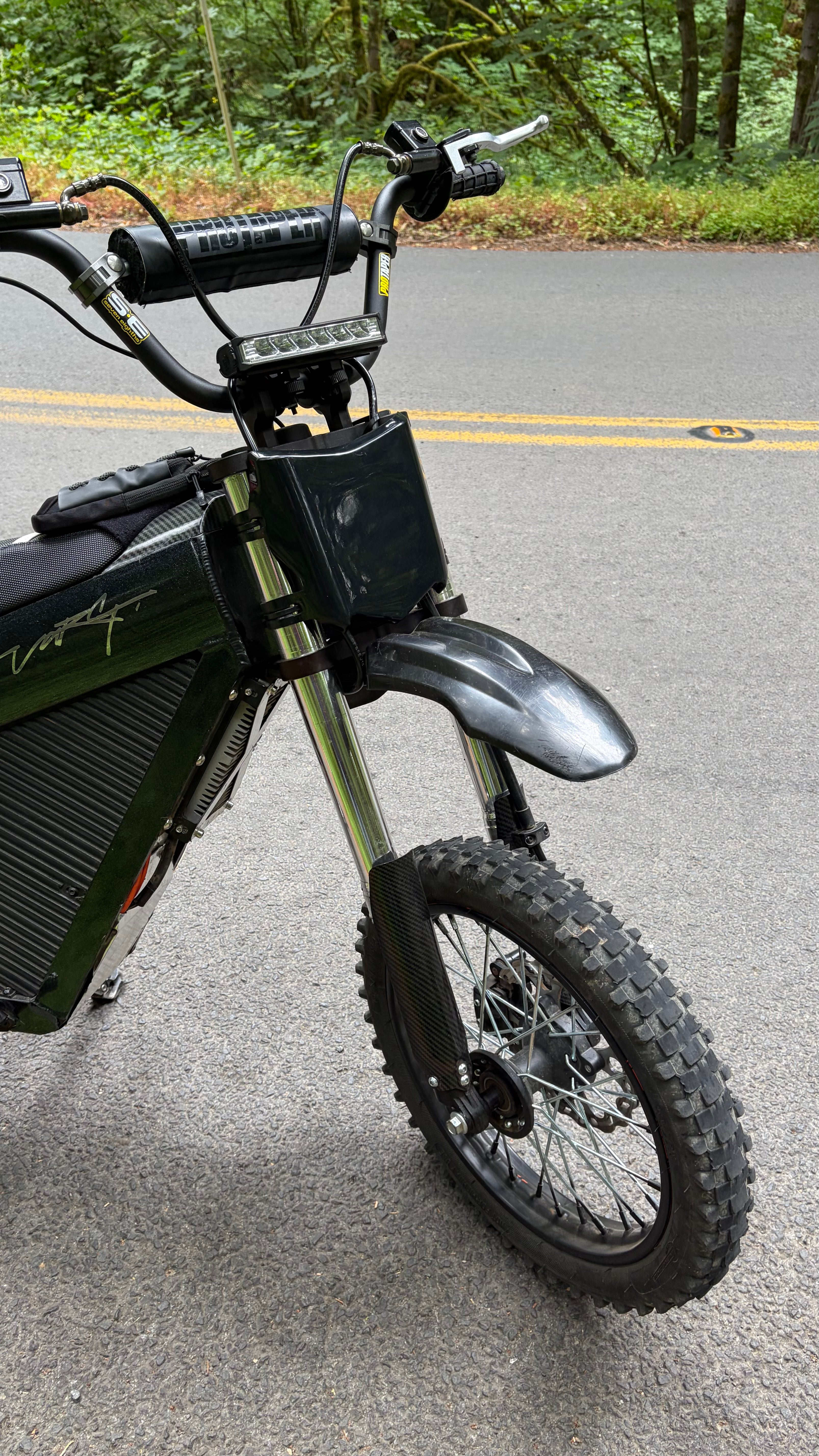 Universal Glossy Motocutz Plate