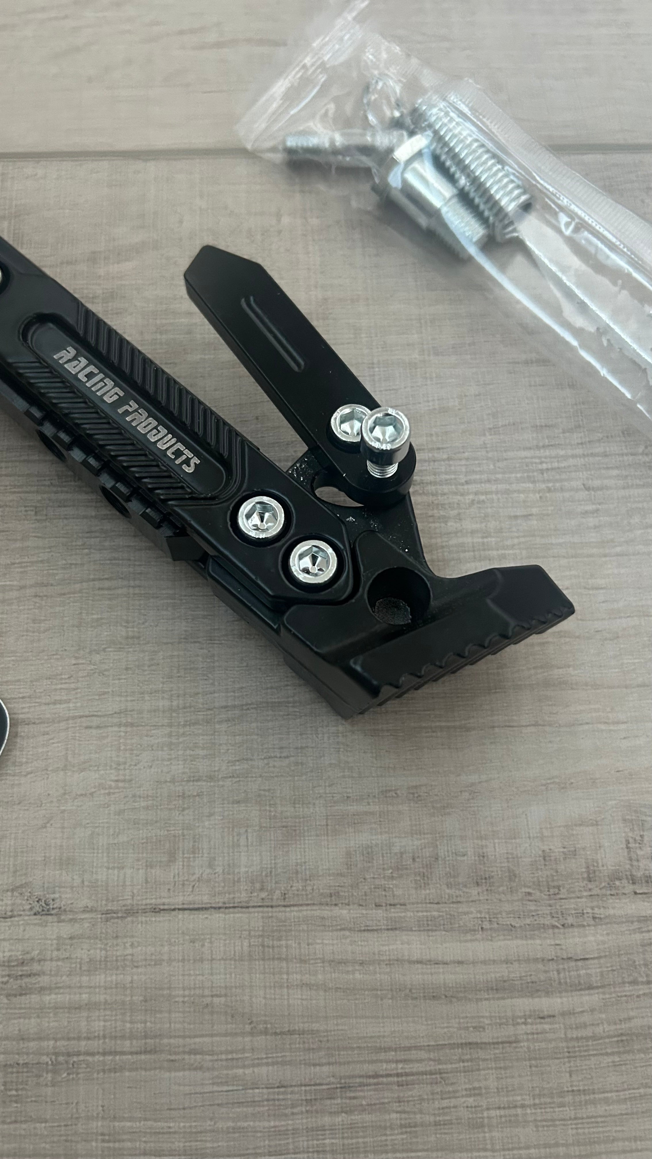 Upgraded Tuttio Kickstand