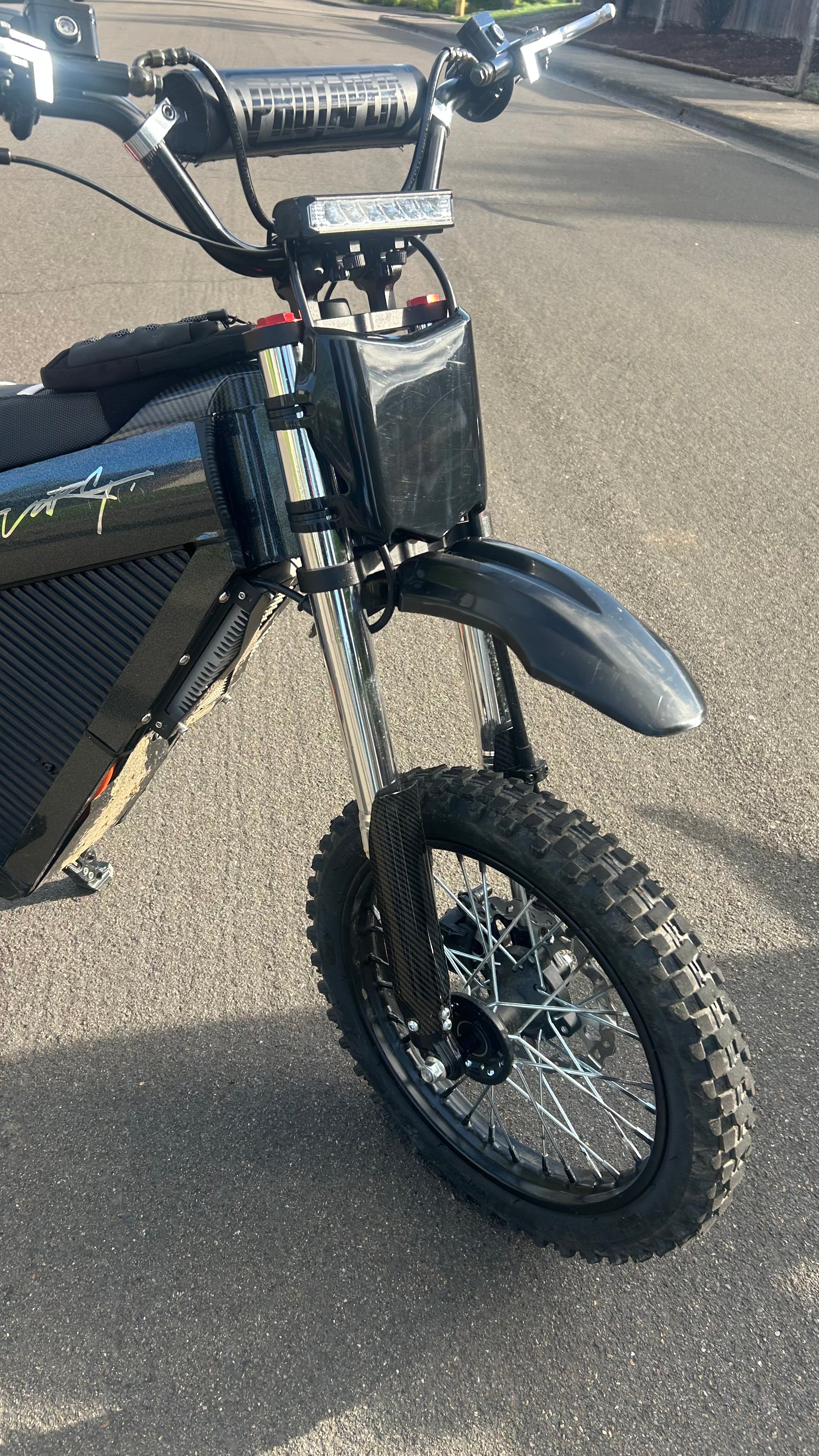 Universal Glossy Motocutz Plate