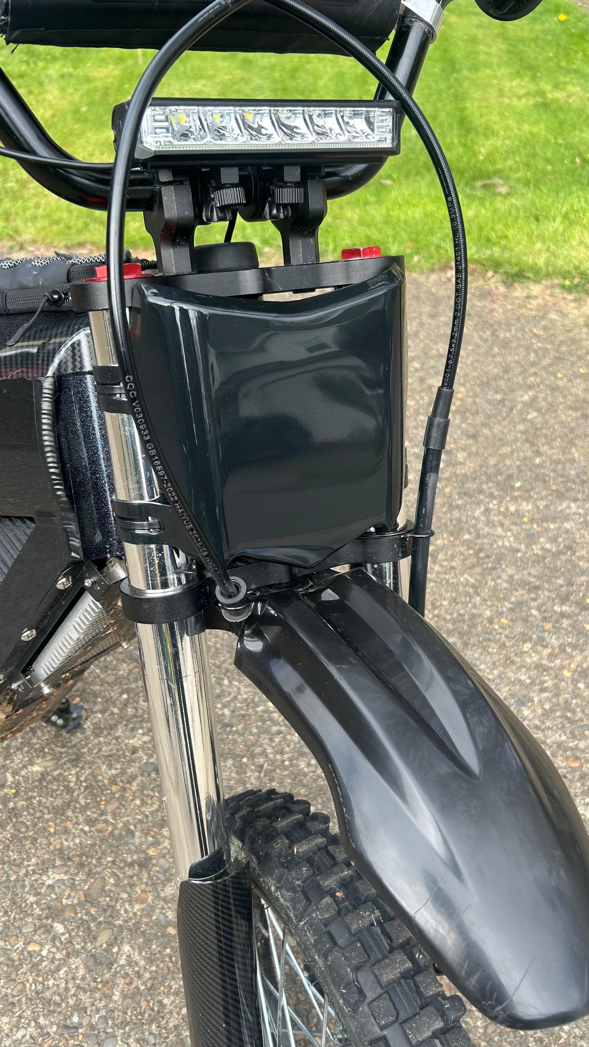 Universal Glossy Motocutz Plate