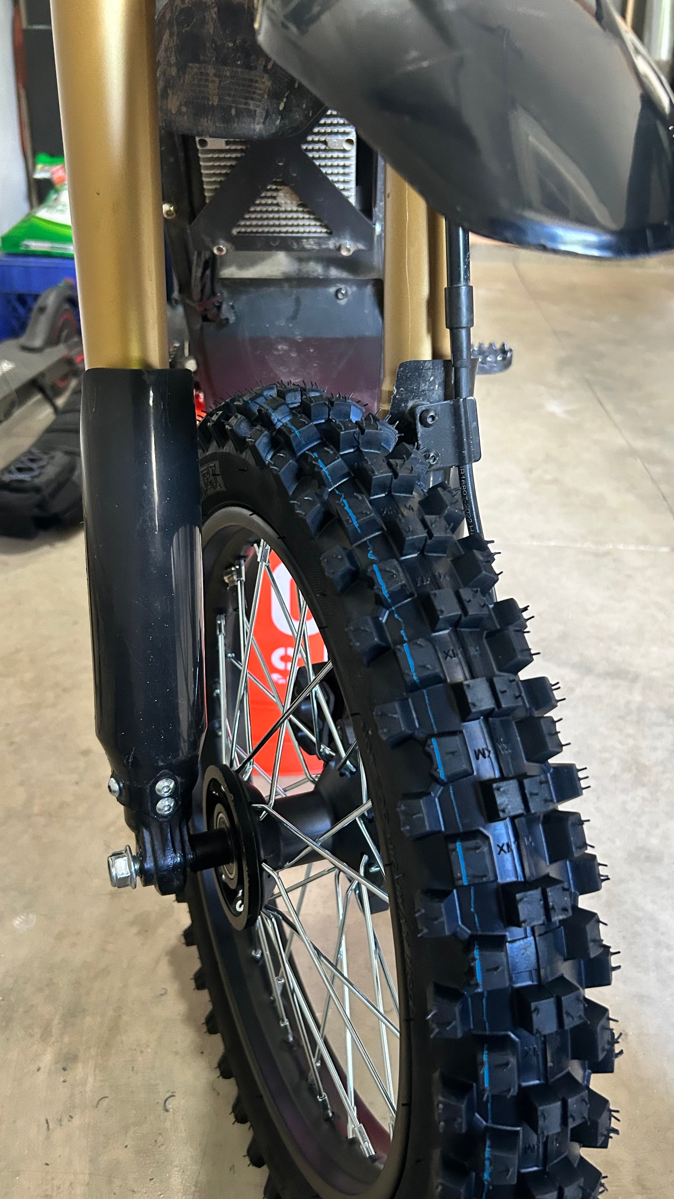Upgraded Tuttio Soleil 01 Dirt Tires - AxMotos