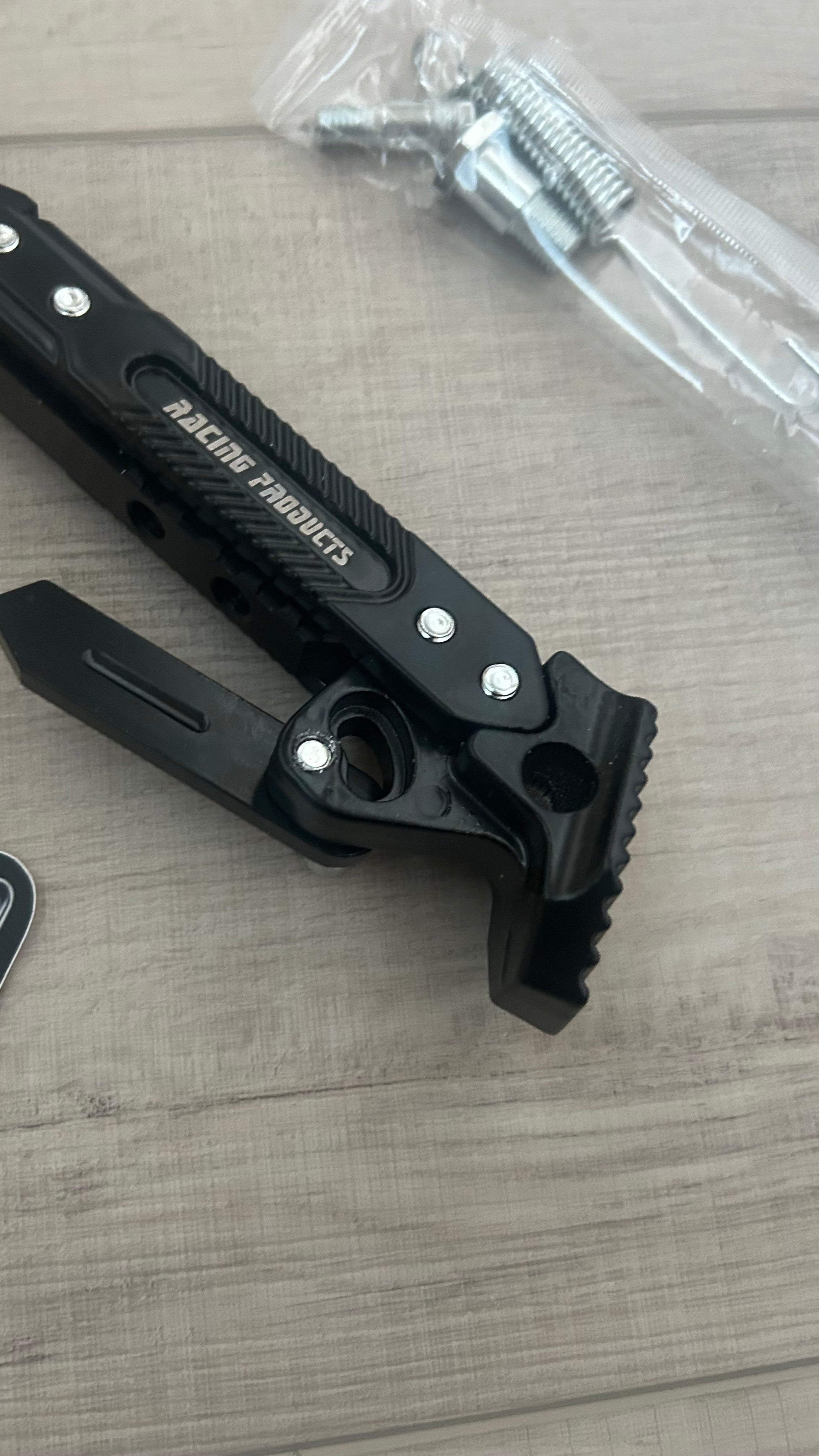 Upgraded Tuttio Kickstand
