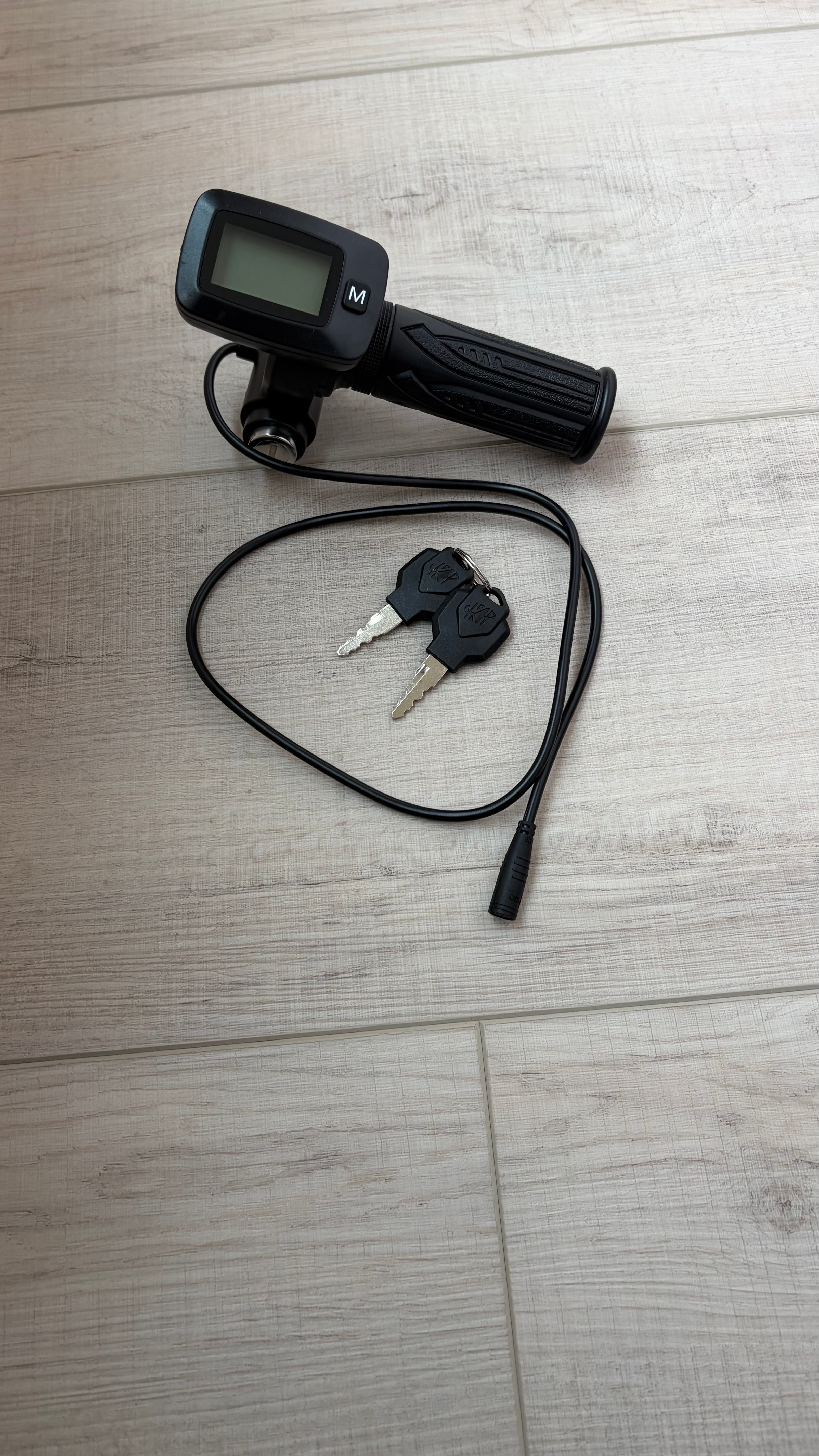 Tuttio Soleil 01 Stock Throttle Replacement