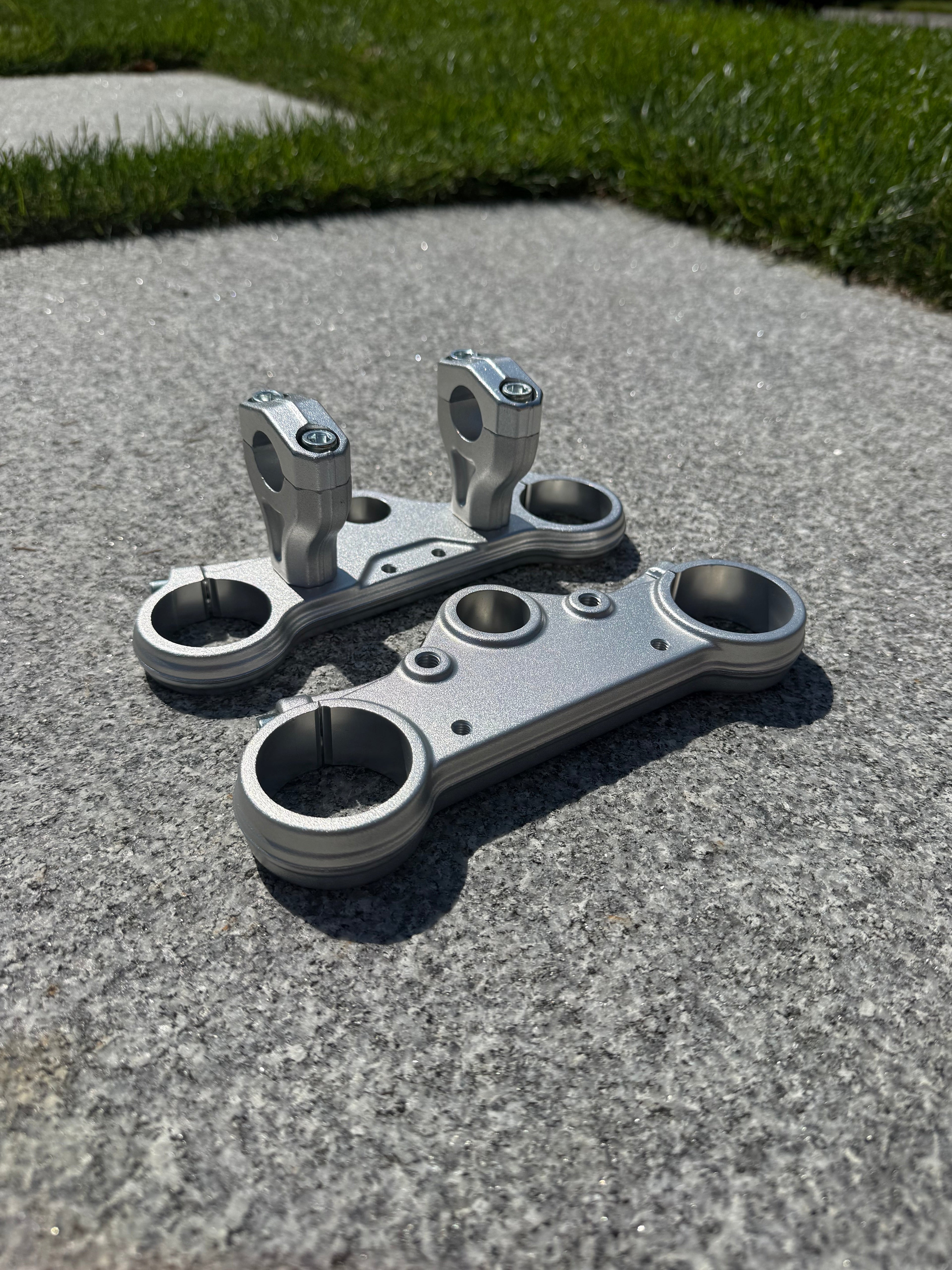 CNC Triple Clamps & Bar Mounts (Tuttio/Yozma)