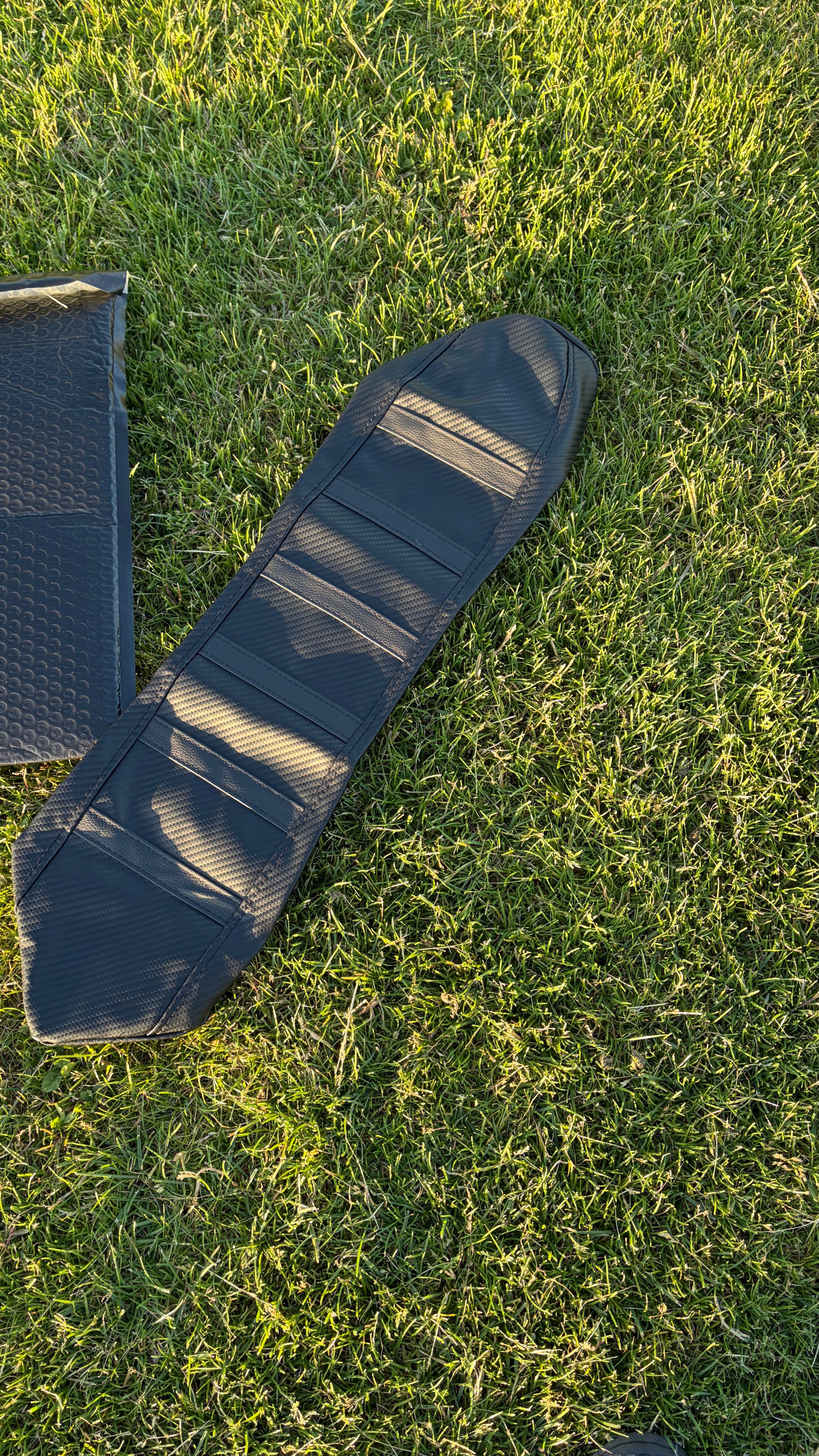 AxMotos Tuttio Soleil 01 Black Seat Cover