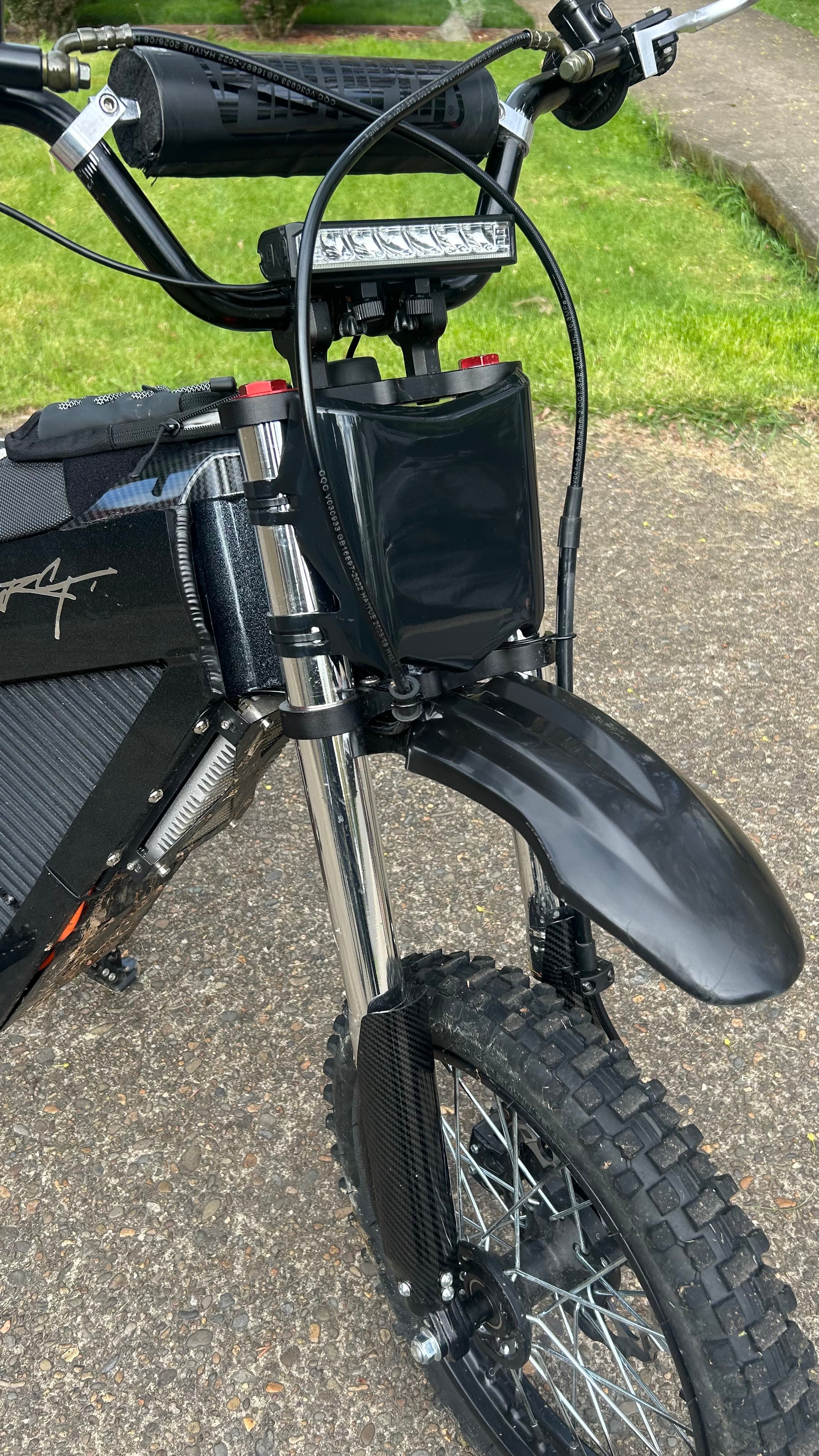 Universal Glossy Motocutz Plate