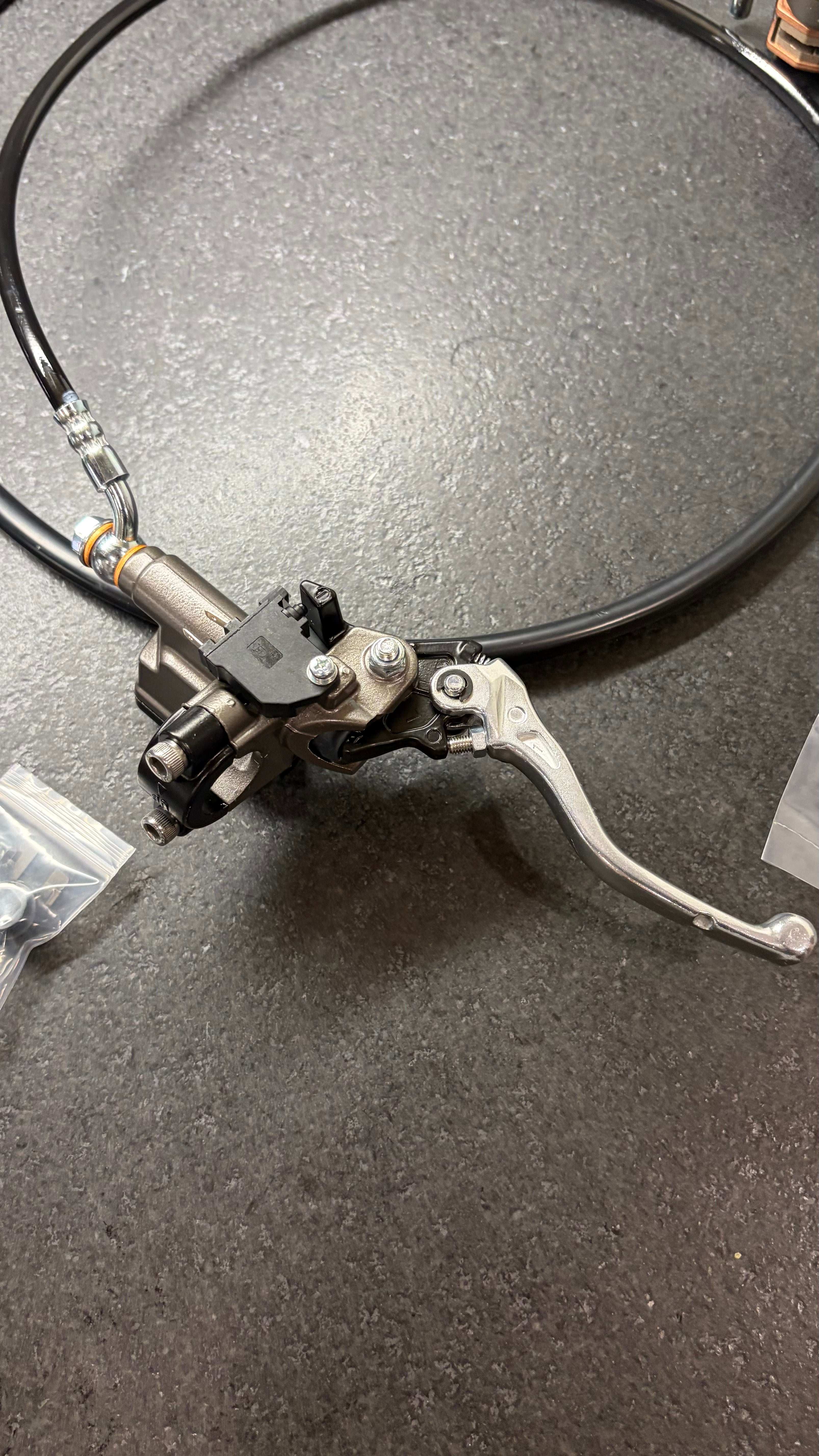 AxMotos Rear Ultra Bee Brake Kit (LBX, Talaria XXX/MX3/MX4, Eride Pro SS 2.0)