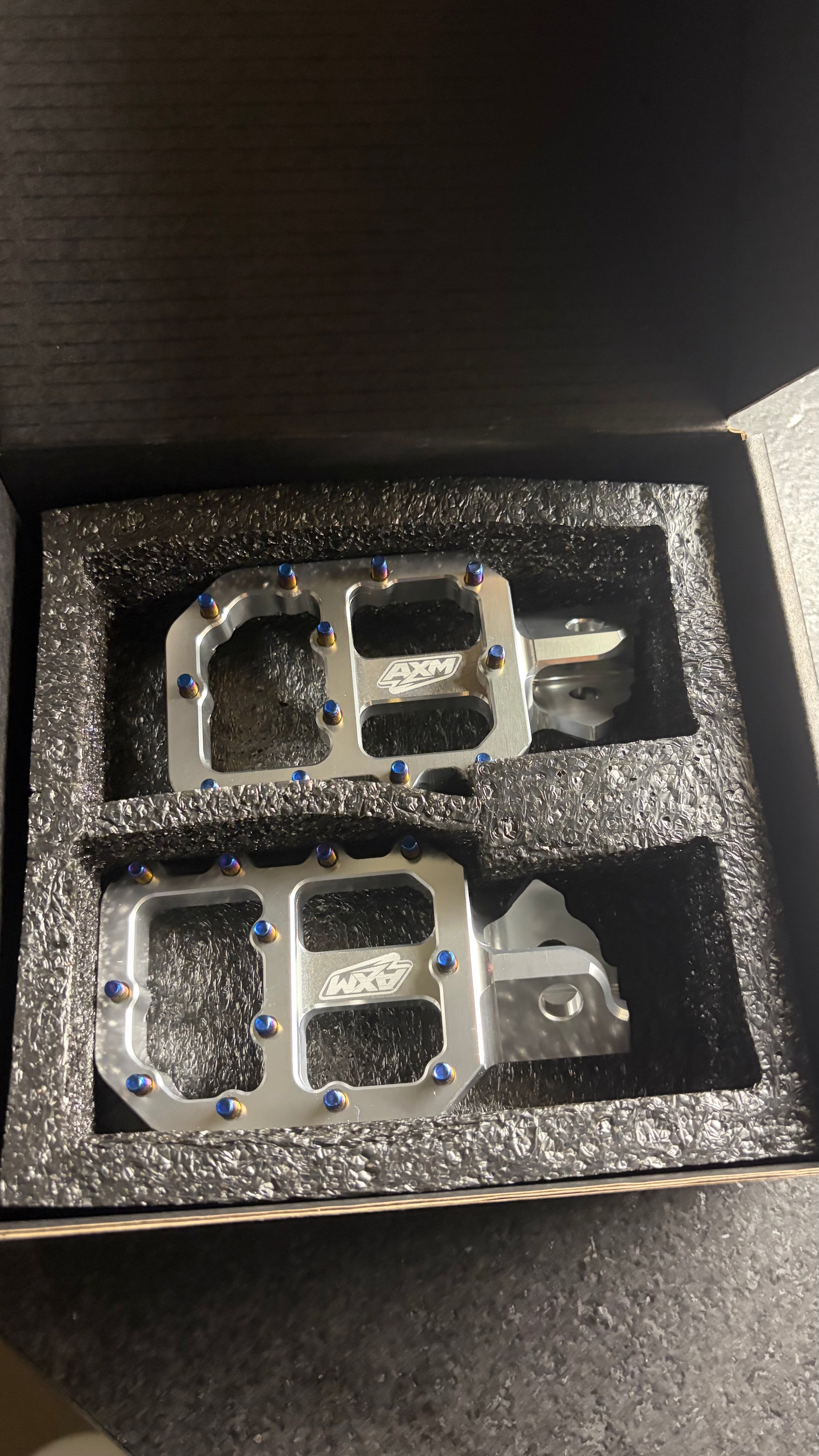 Extra Wide Talaria X3 Titanium Pegs with Mounting Kit