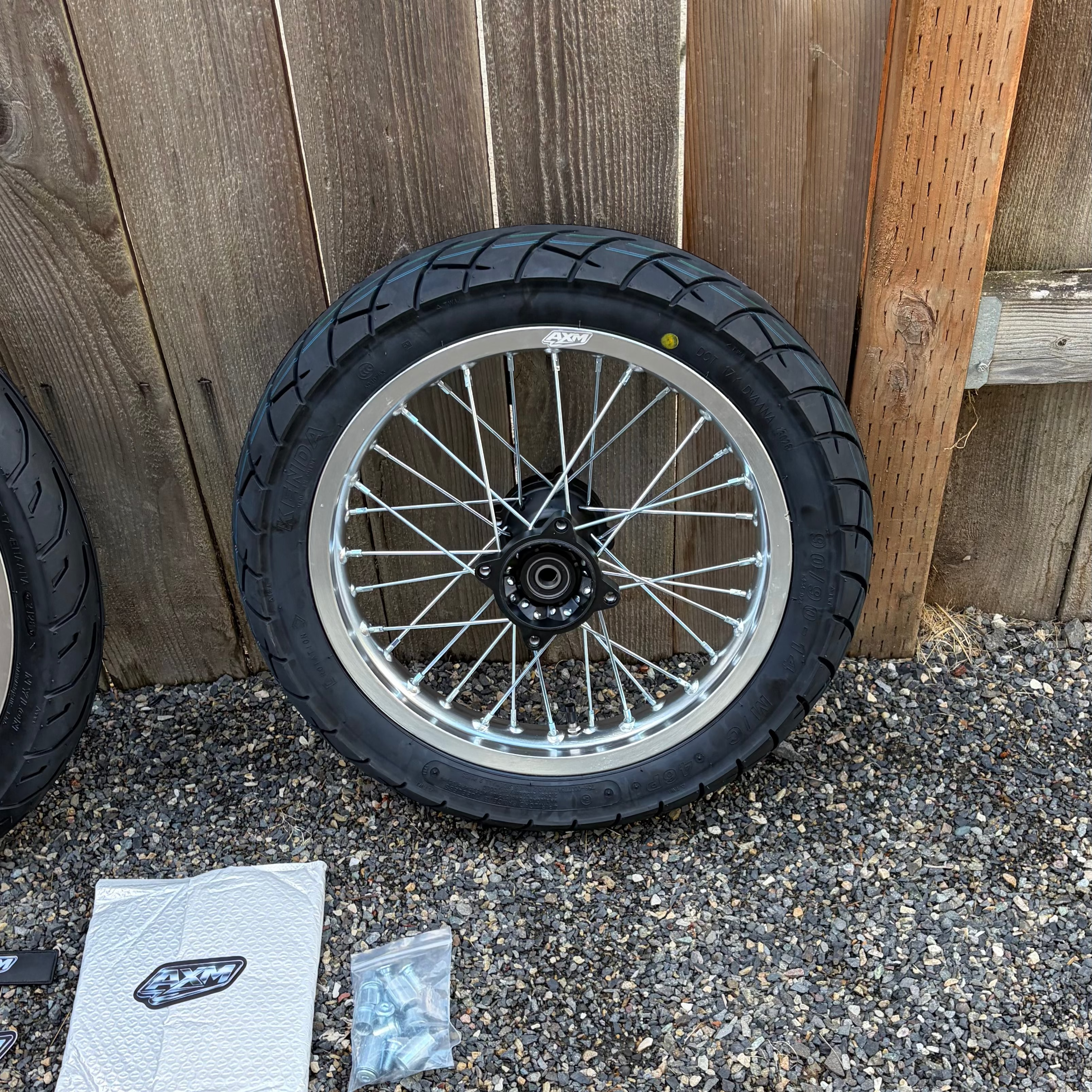 17/14 Tuttio / Yozma Supermoto Wheel Set (FAST SHIPPING)