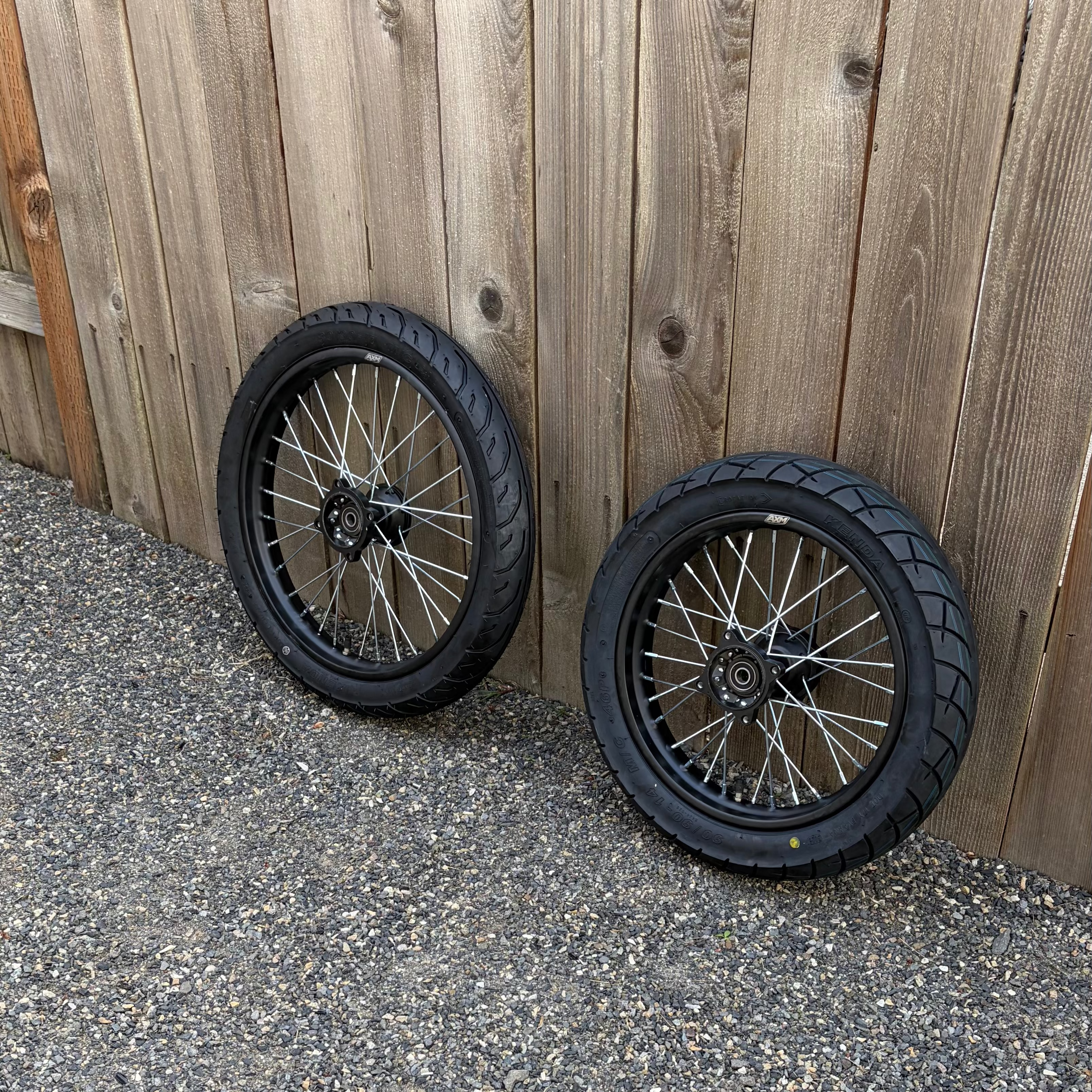 17/14 Tuttio / Yozma Supermoto Wheel Set (FAST SHIPPING)