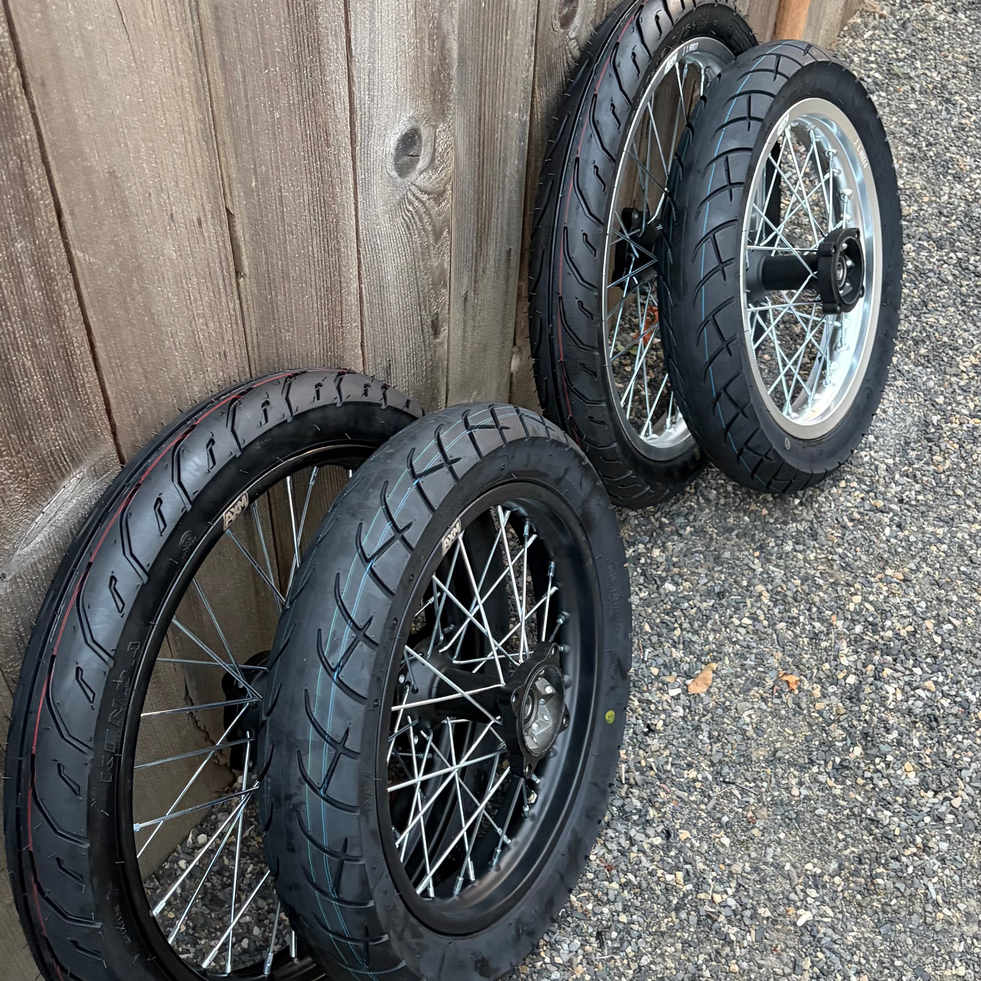 17/14 Tuttio / Yozma Supermoto Wheel Set (FAST SHIPPING)