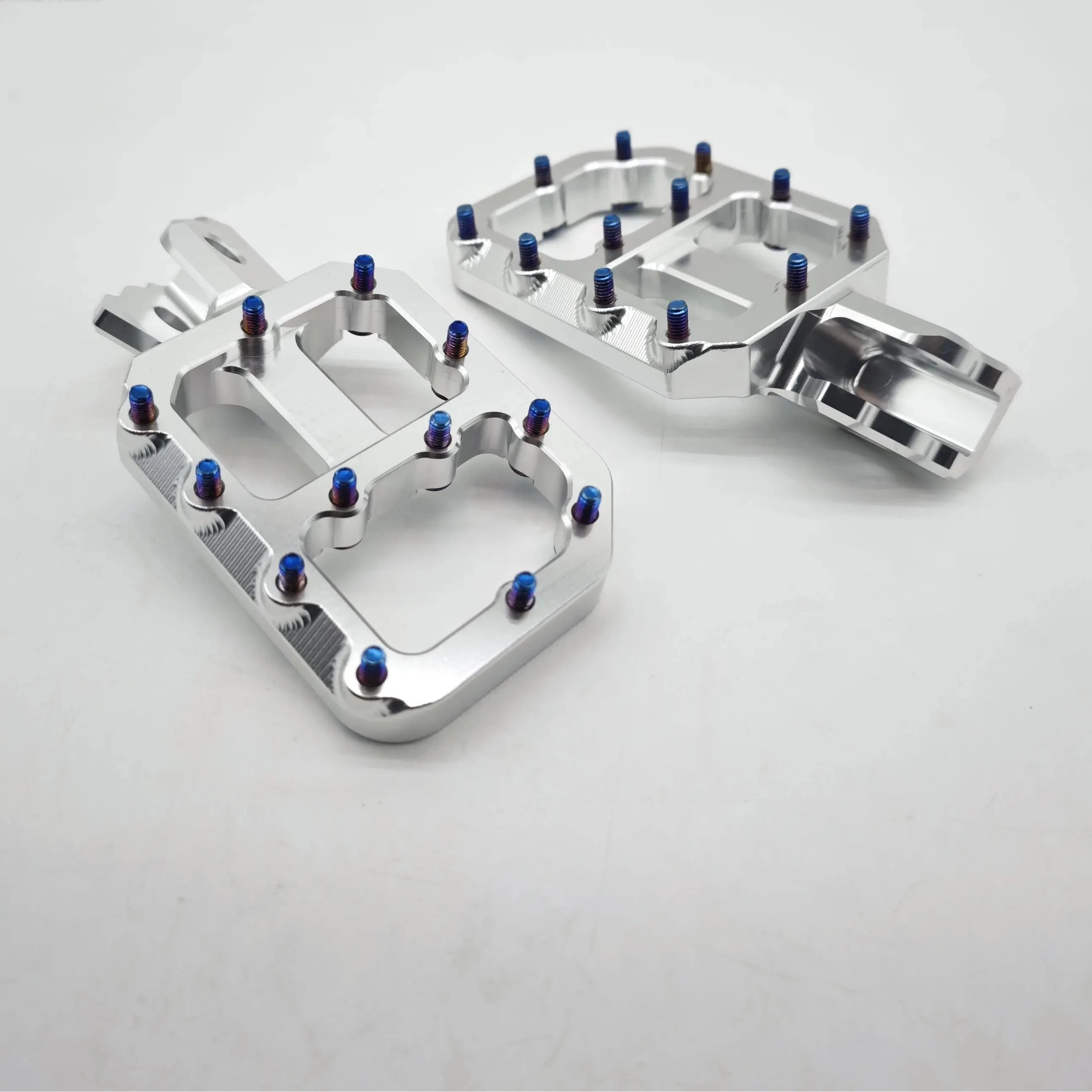 Surron Ultra Bee/LBX Wide Titanium Pegs