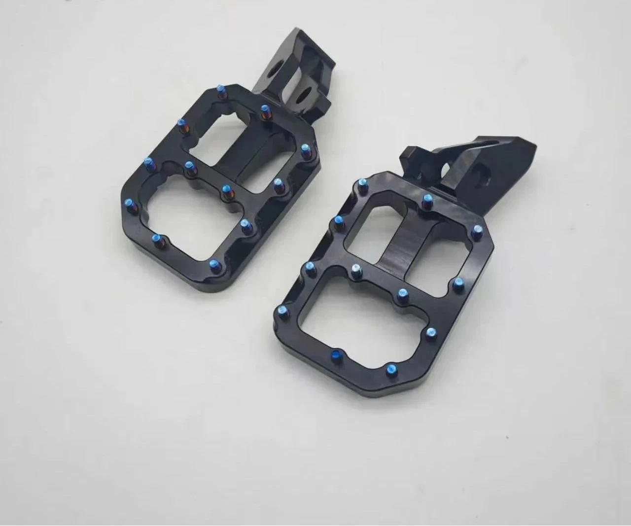 Surron Ultra Bee/LBX Wide Titanium Pegs