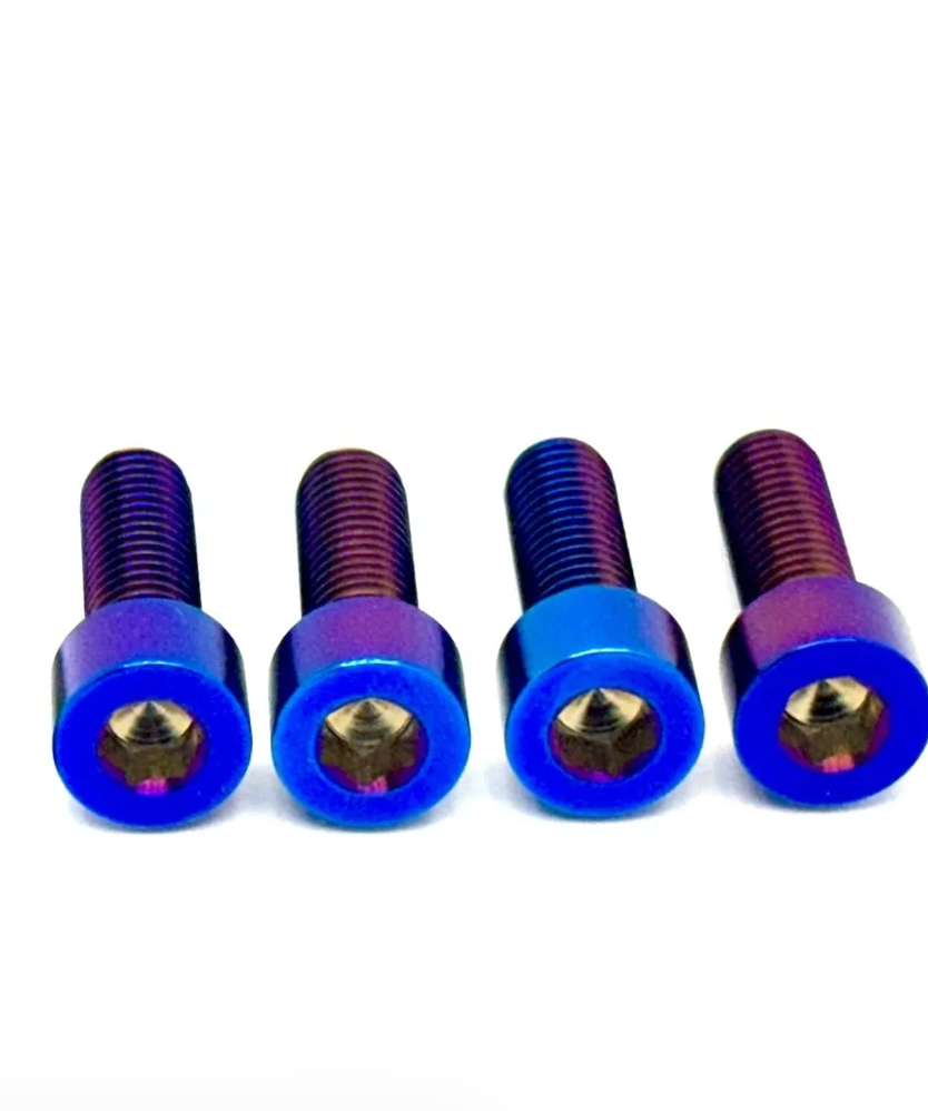 Titanium tripple clamp pinch bolts